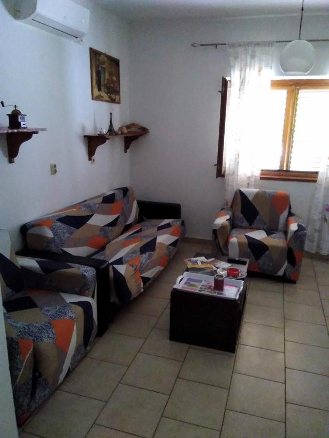 House " Bond " Villa Tisno Dış mekan fotoğraf
